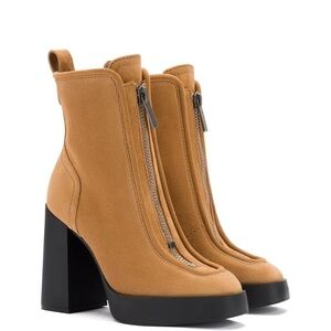 Larroudé Nicole Hi Platform Boots - Tan Suede - Size 9, EUC